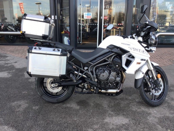 Triumph TIGER 800 XRT