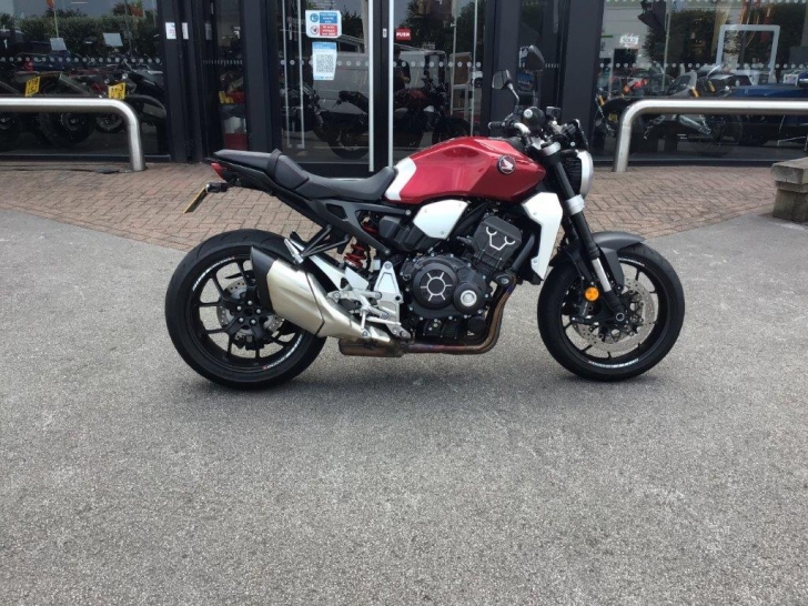 Honda CB1000R