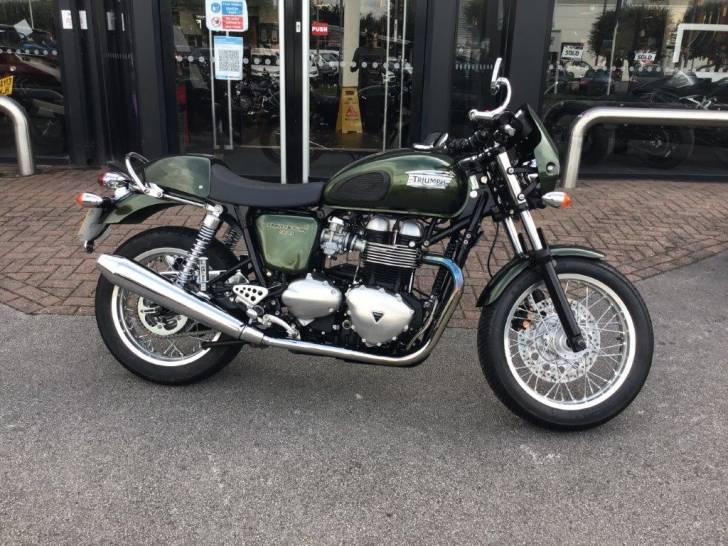 Triumph THRUXTON