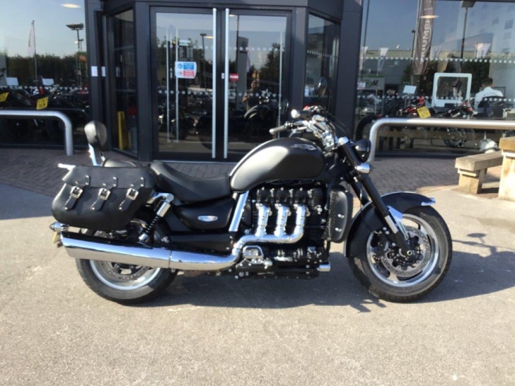 Triumph ROCKET III ROADSTER