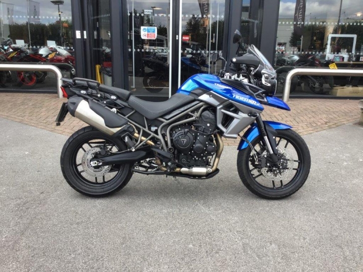 Triumph TIGER 800 XRX